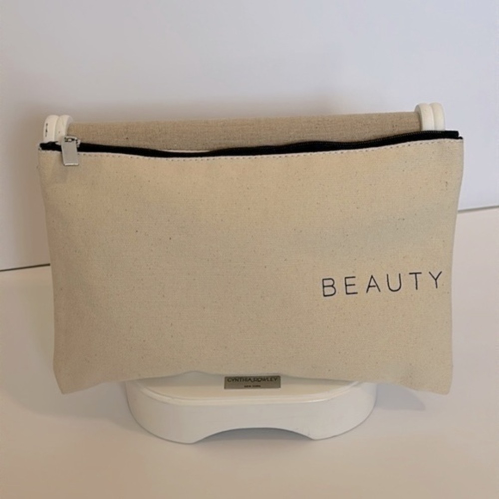 beauty counter Canvas Zippered Makeup/skin Care Bag.